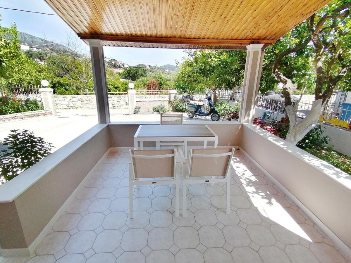 Villa Nikolaou Parga Exterior foto